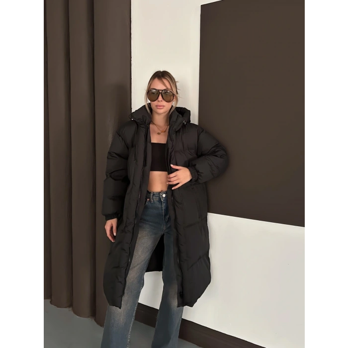 Kapüşonlu Şişme Uzun Siyah