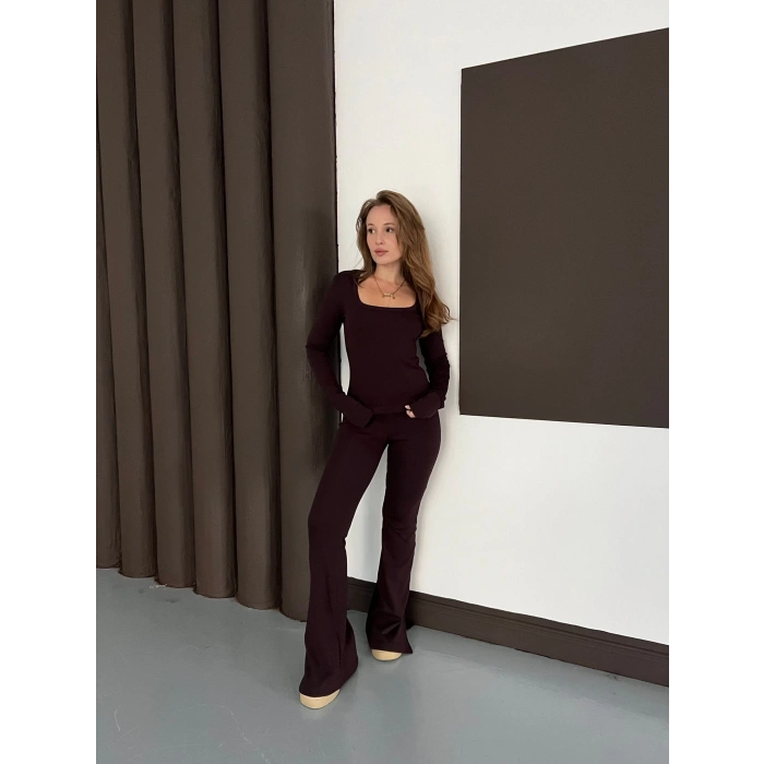 Kare Yaka İspanyol Paça İkili Takım Kahverengi