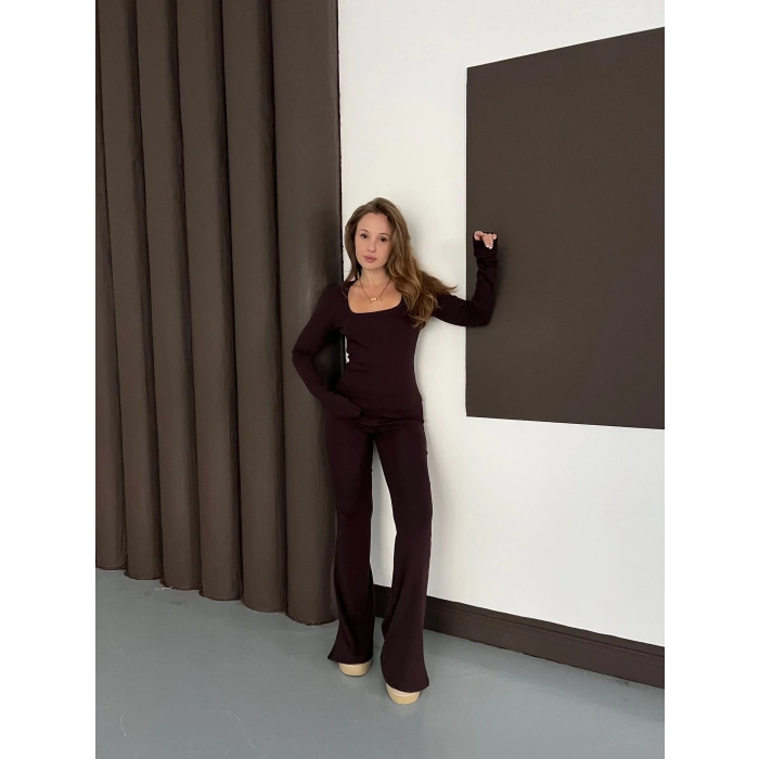 Kare Yaka İspanyol Paça İkili Takım Kahverengi