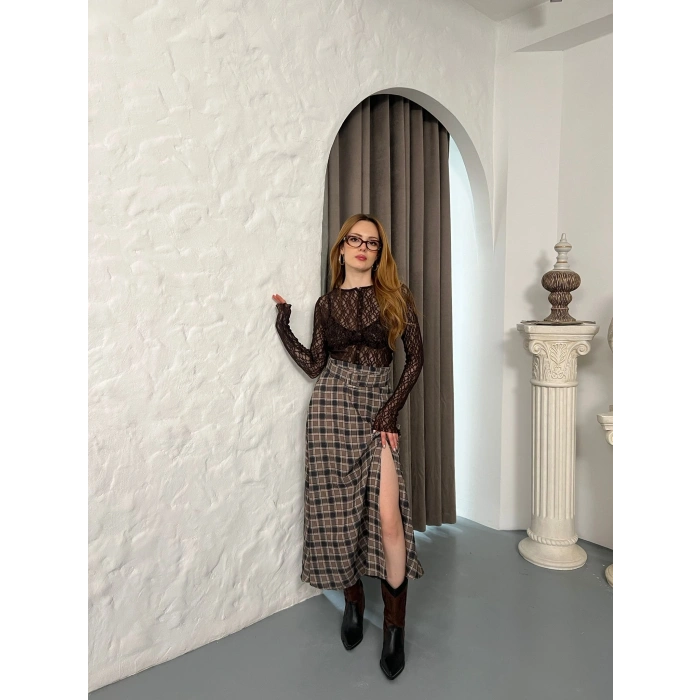 Kemer Detaylı Ekose Yırtmaçlı Etek Kahve