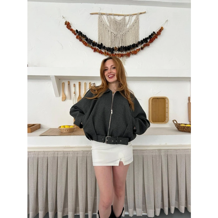 Kemer Detaylı Fermuarlı Kısa Kaşe Ceket Antrasit