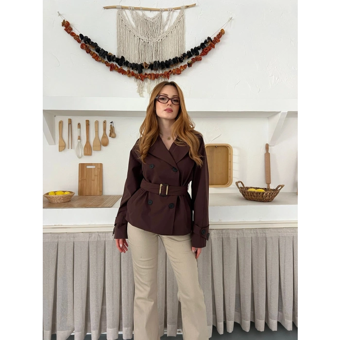 Kemer Detaylı İçi Astarlı Kısa Trenç Acı Kahve