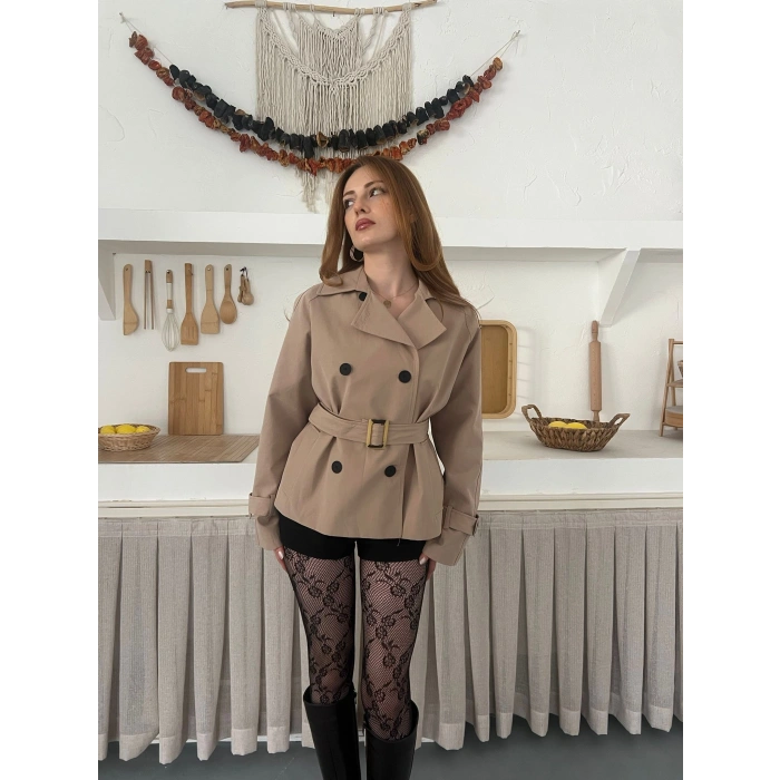 Kemer Detaylı İçi Astarlı Kısa Trenç Bej