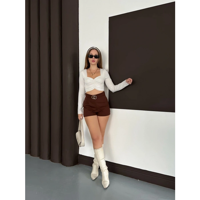 Kemer Detaylı Şort Kahve