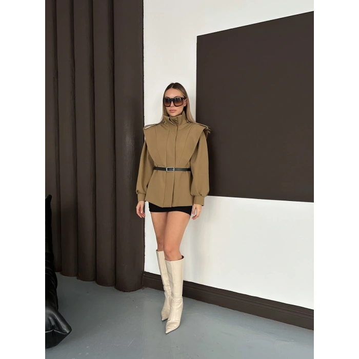 Kemer Detaylı Tasarım Ceket Yağ Yeşili