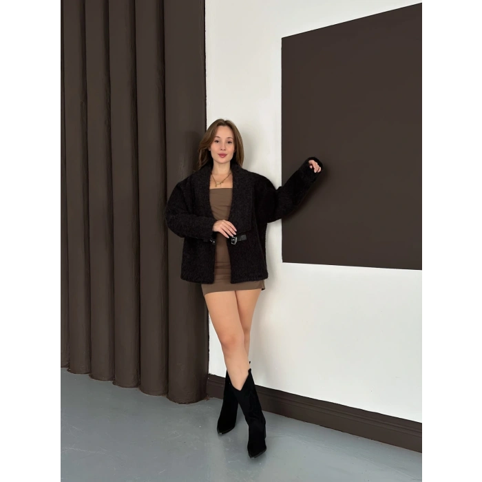 Kemer Detaylı Tüylü Ceket Siyah