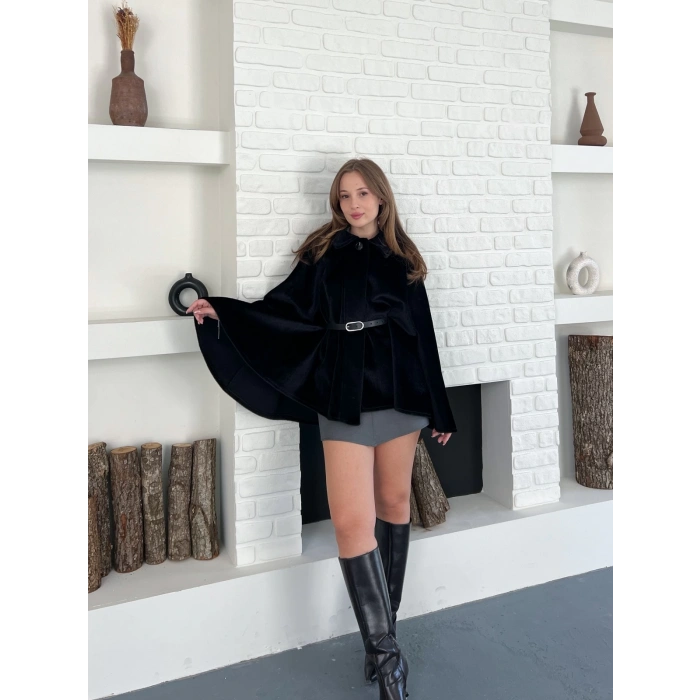 Kemer Detaylı Yarasa Kol Panço Siyah