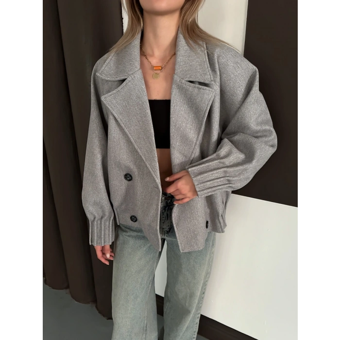 Kruvaze Yaka Kısa Büzgü Detaylı Kaşe Ceket Gri