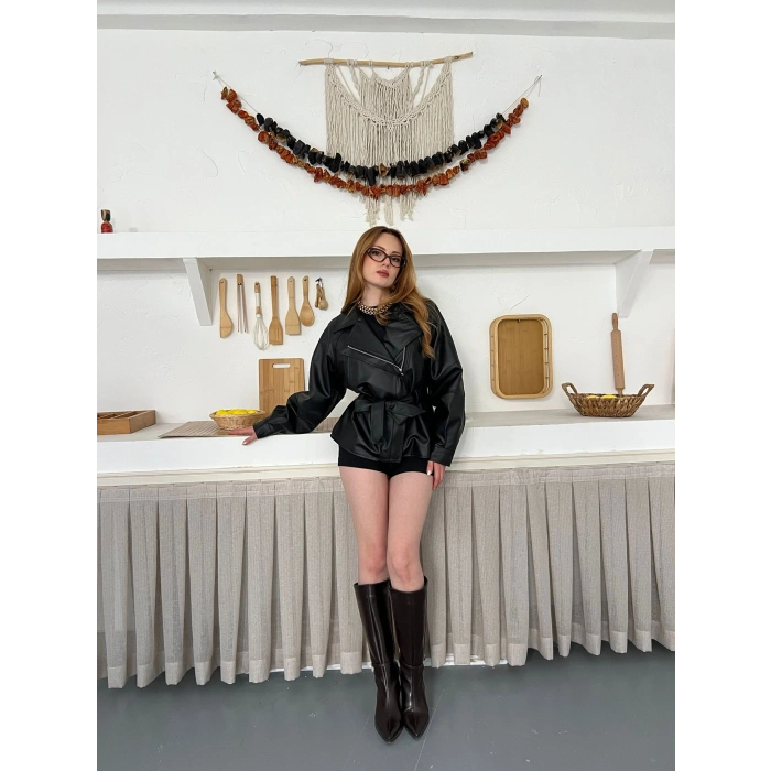 Kuşaklı Fermuarlı Deri Ceket Siyah