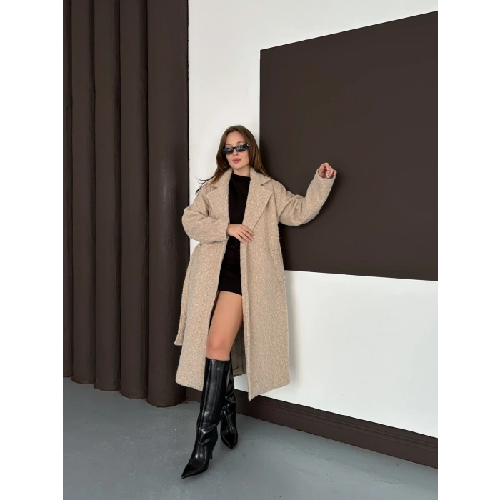 Kuşaklı Uzun Buklet Tüylü Kaban Bej