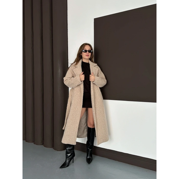 Kuşaklı Uzun Buklet Tüylü Kaban Bej