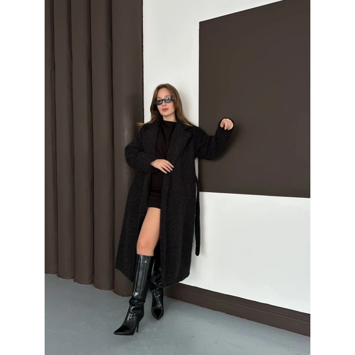 Kuşaklı Uzun Buklet Tüylü Kaban Siyah