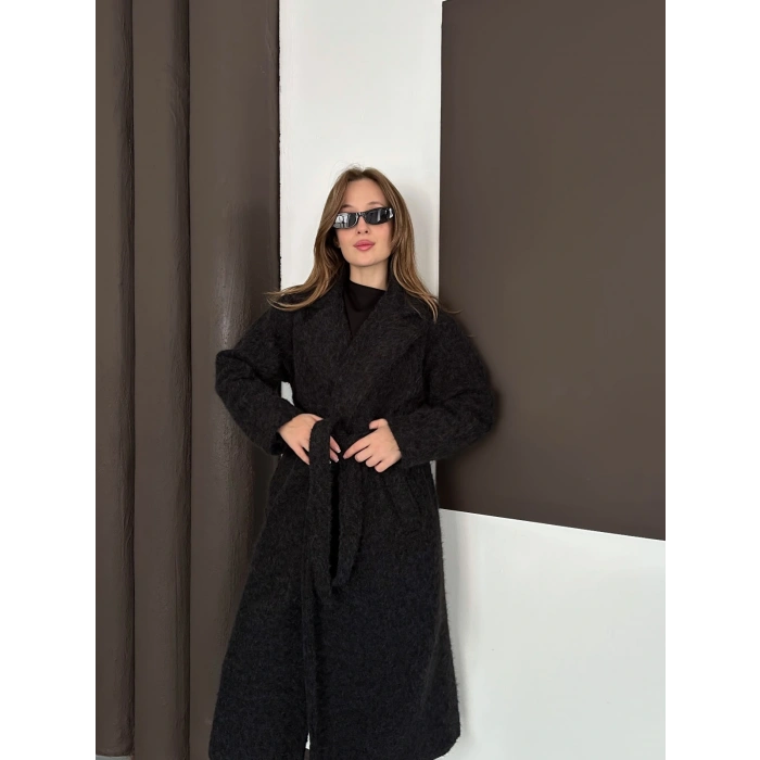 Kuşaklı Uzun Buklet Tüylü Kaban Siyah