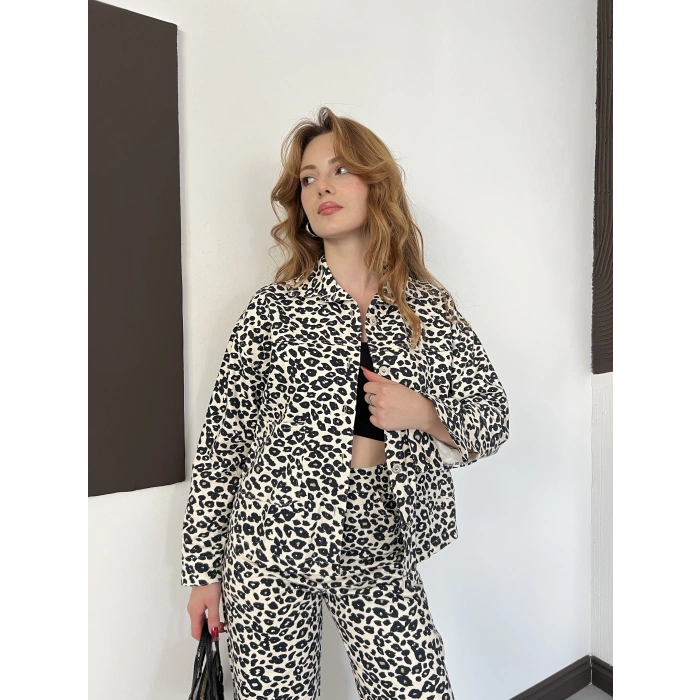 Leopar Desenli Denim Ceket-Pantolon Takım