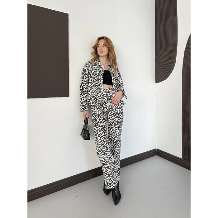 Leopar Desenli Denim Ceket-Pantolon Takım