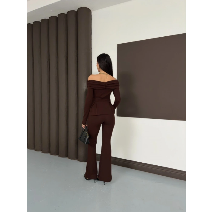 Madonna Yaka Pantolonlu Takım Acı Kahve