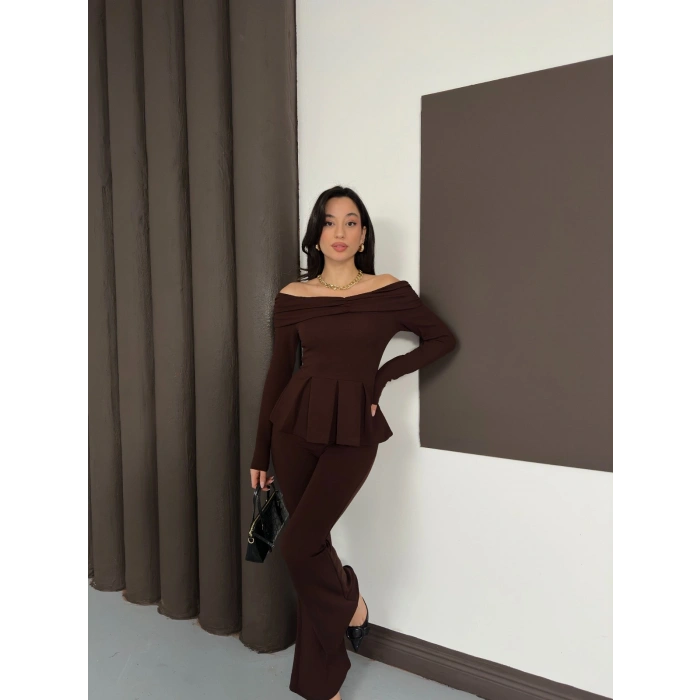 Madonna Yaka Pantolonlu Takım Acı Kahve