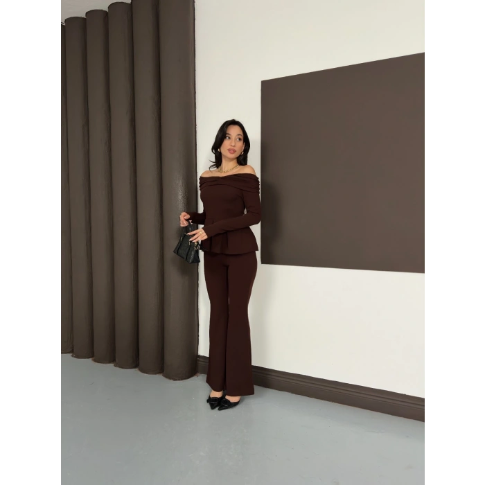 Madonna Yaka Pantolonlu Takım Acı Kahve