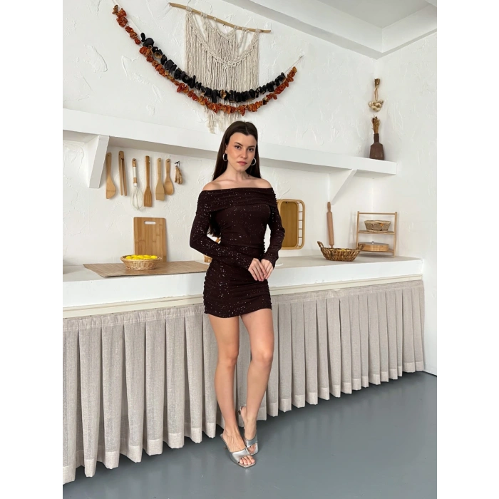 Madonna Yaka Simli Mini Elbise Siyah