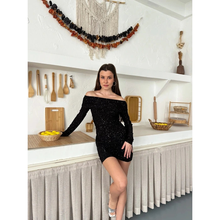 Madonna Yaka Simli Mini Elbise Siyah