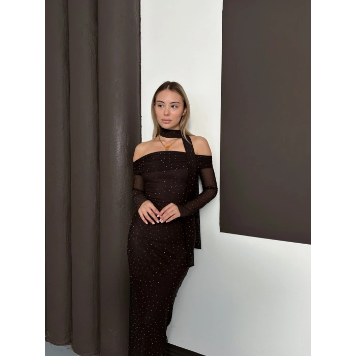 Madonna Yaka Taş Detaylı Işıltılı Elbise Acı Kahve