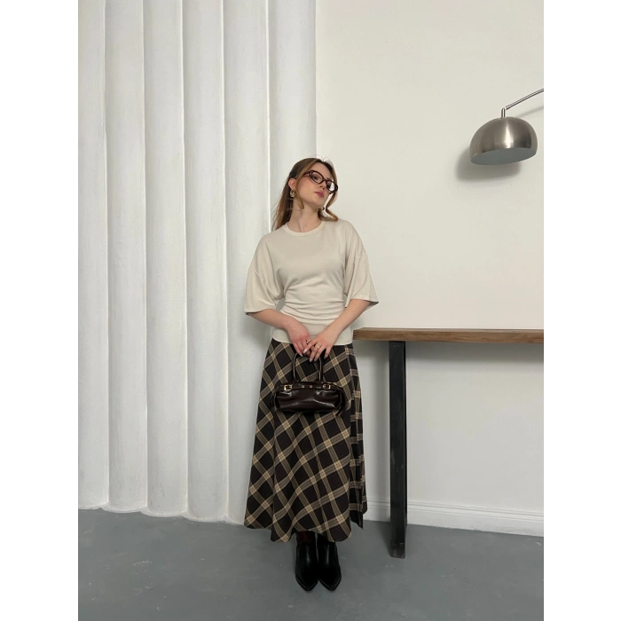 Minimal Kesim Arka Ayarlanabilir İP Detaylı Bluz Bej