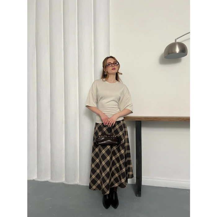 Minimal Kesim Arka Ayarlanabilir İP Detaylı Bluz Bej