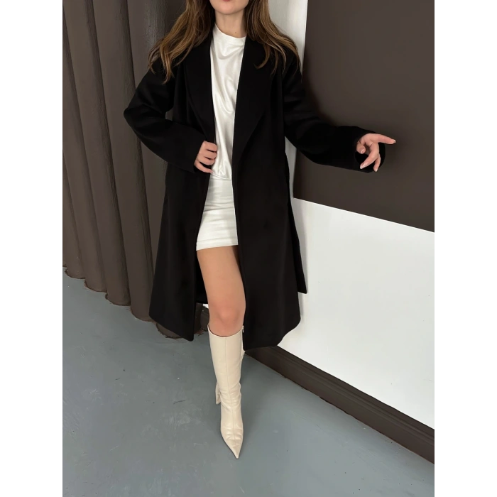 Moskov Kumaş Kuşaklı Kaban Siyah