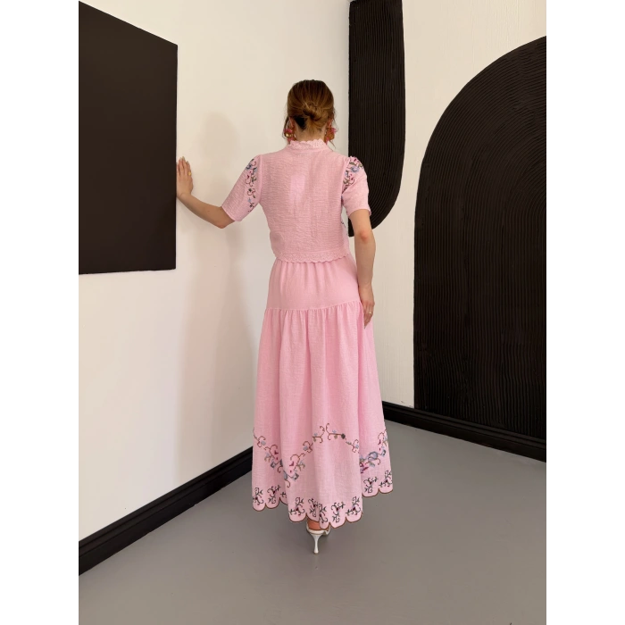 Nakış İşlemeli Pamuklu İçi Astarlı Takım Pembe