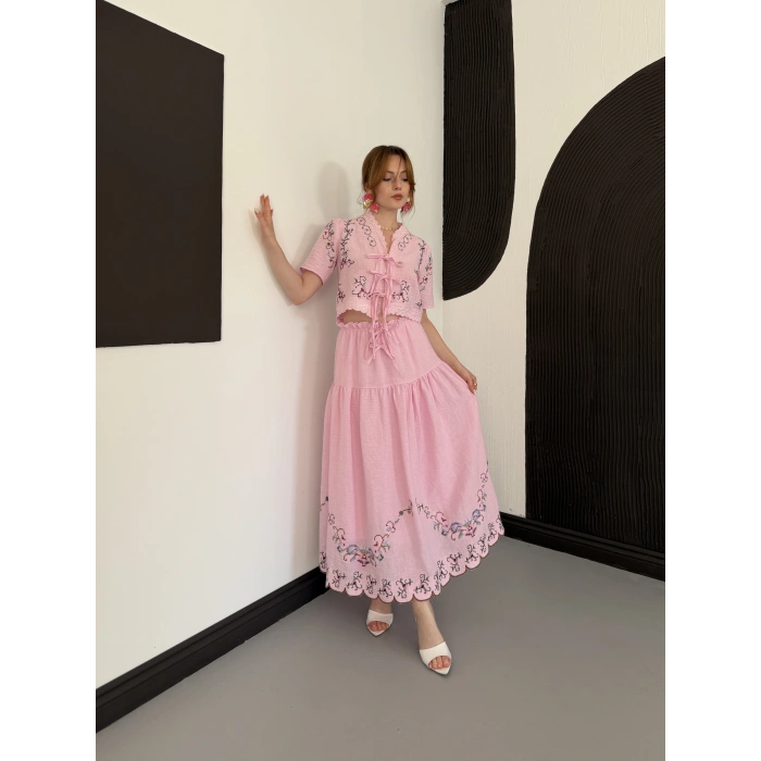 Nakış İşlemeli Pamuklu İçi Astarlı Takım Pembe