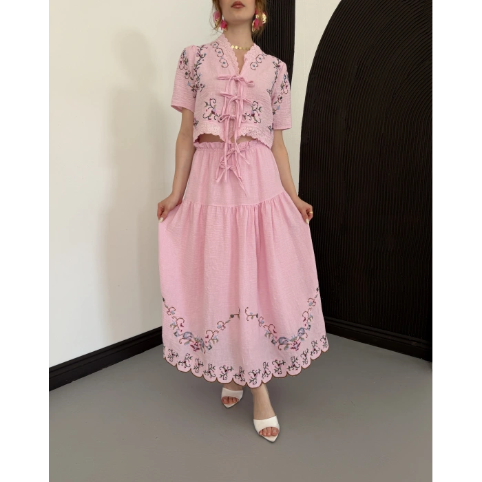 Nakış İşlemeli Pamuklu İçi Astarlı Takım Pembe