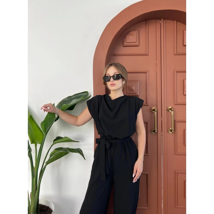 Omuz Vatkalı Bel Kuşaklı Premium Tulum Siyah