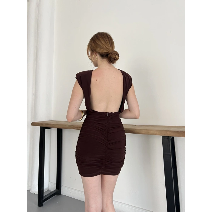 Omuz Vatkalı Drape Detaylı Mini Elbise Kahve