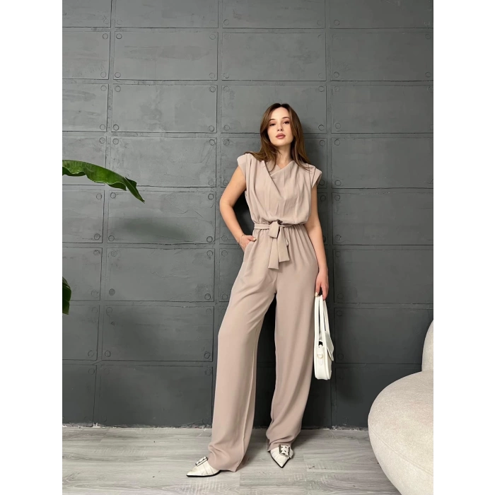Omuz Vatkalı Kuşaklı Tulum Krem