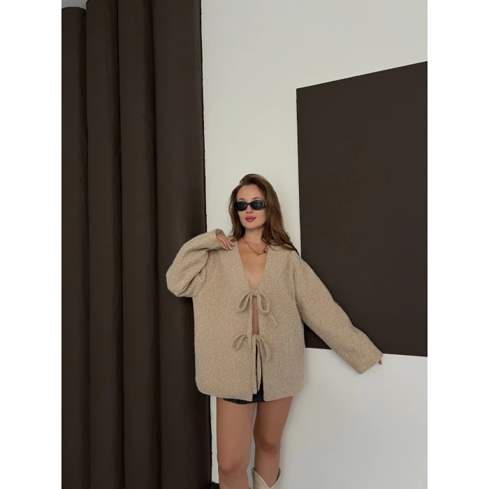 Ön Bağlama Detaylı Kaşe Ceket Bej