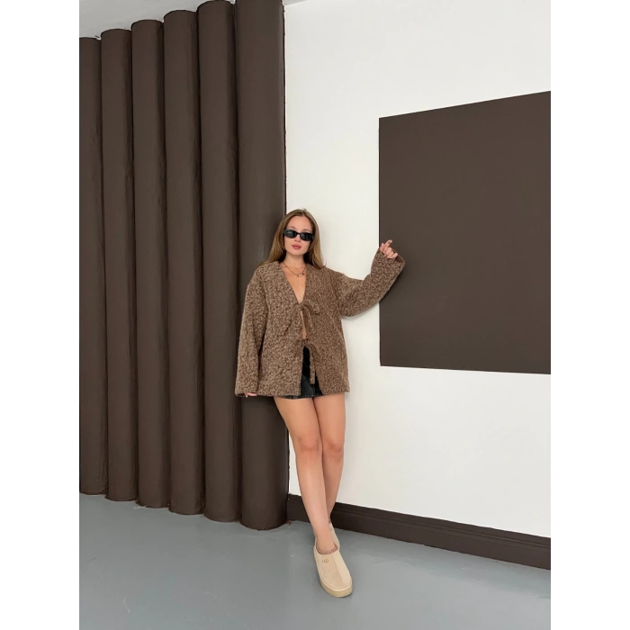 Ön Bağlama Detaylı Kaşe Ceket Kahverengi