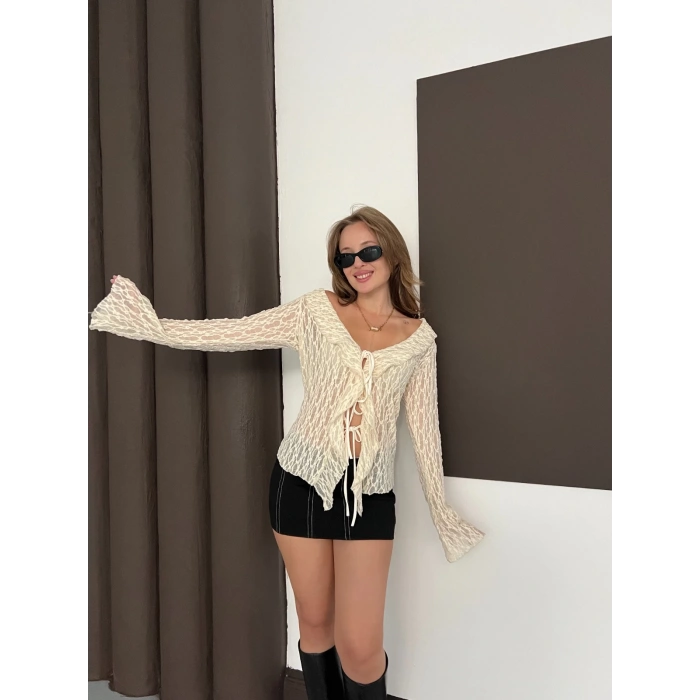 Önden Bağlama Transparan Bluz Bej