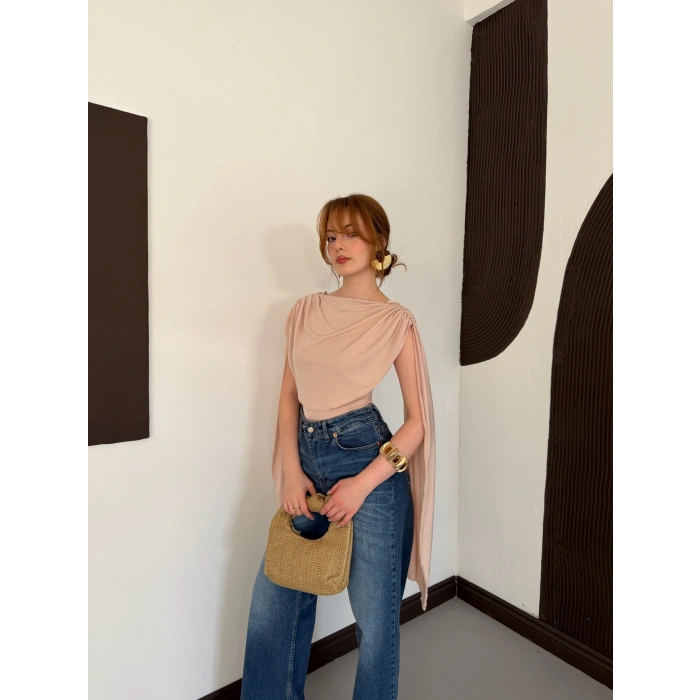 Pelerin Detaylı Body Suit Bej
