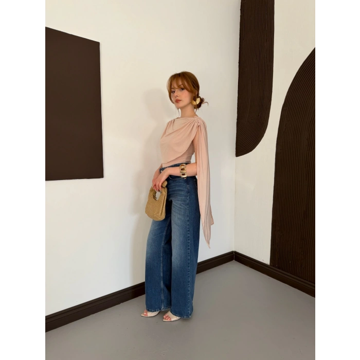 Pelerin Detaylı Body Suit Bej