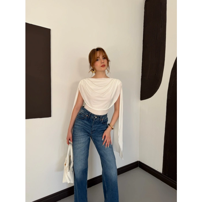 Pelerin Detaylı Body Suit Beyaz