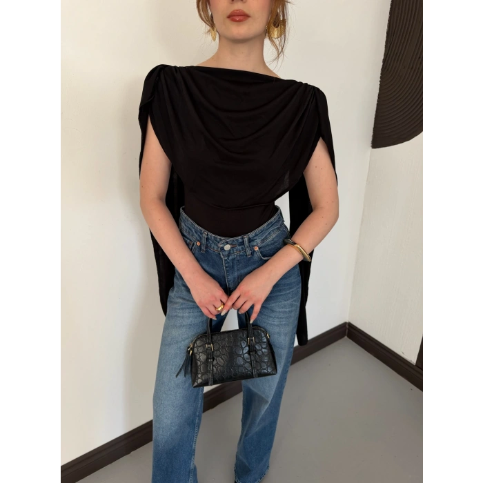 Pelerin Detaylı Body Suit Siyah