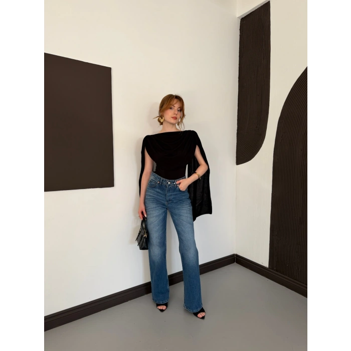 Pelerin Detaylı Body Suit Siyah
