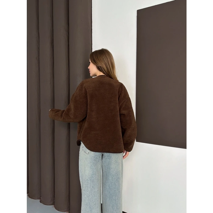 Peluş Düğme Detaylı İçi Astarlı Cepli Ceket Acı Kahve