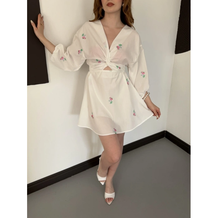 Poplin Kumaş Çiçek Desen Mini Elbise Beyaz-pembe