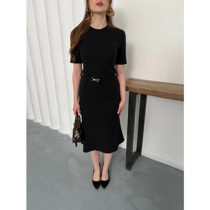 Selanik Kumaş Kemer Detaylı Elbise Siyah