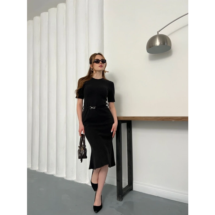 Selanik Kumaş Kemer Detaylı Elbise Siyah