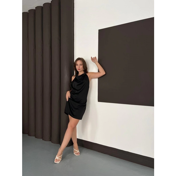 Sırt Dekolte Saten Mini Elbise Siyah