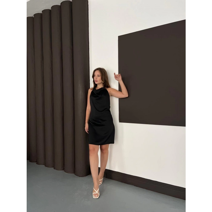 Sırt Dekolte Saten Mini Elbise Siyah
