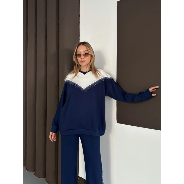 Taş Detaylı V Yaka Pantolonlu Takım Lacivert