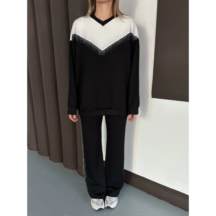 Taş Detaylı V Yaka Pantolonlu Takım Siyah